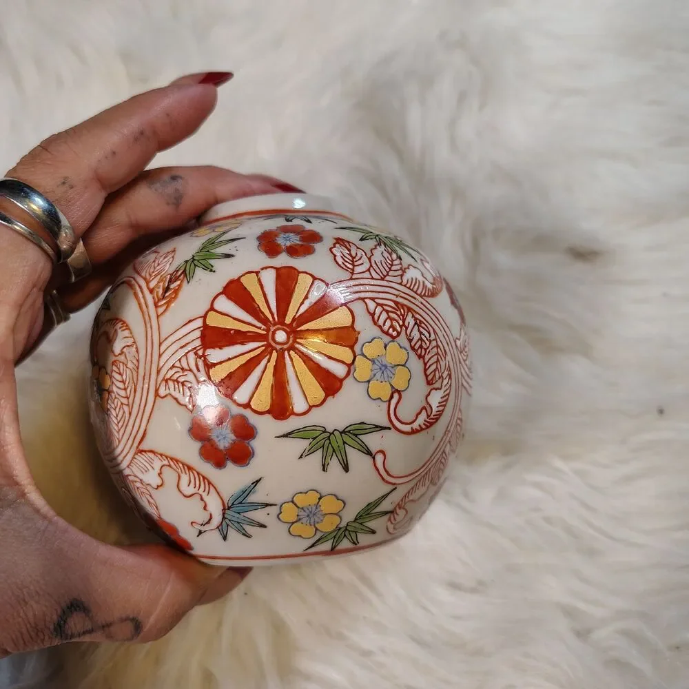 VTG Japanese Ceramic Lidded Ginger Jar Hand Painted Polychrome Floral Design